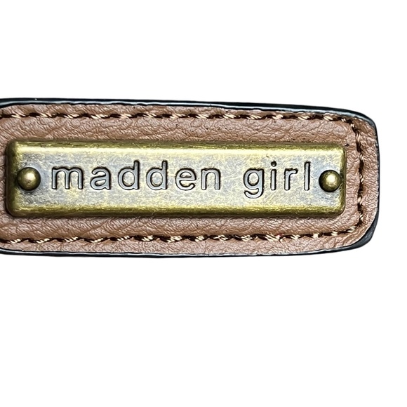 Madden Girl Floral Canvas Backpack with Faux Leather Trim – Boho Vintage Style - Picture 7 of 10